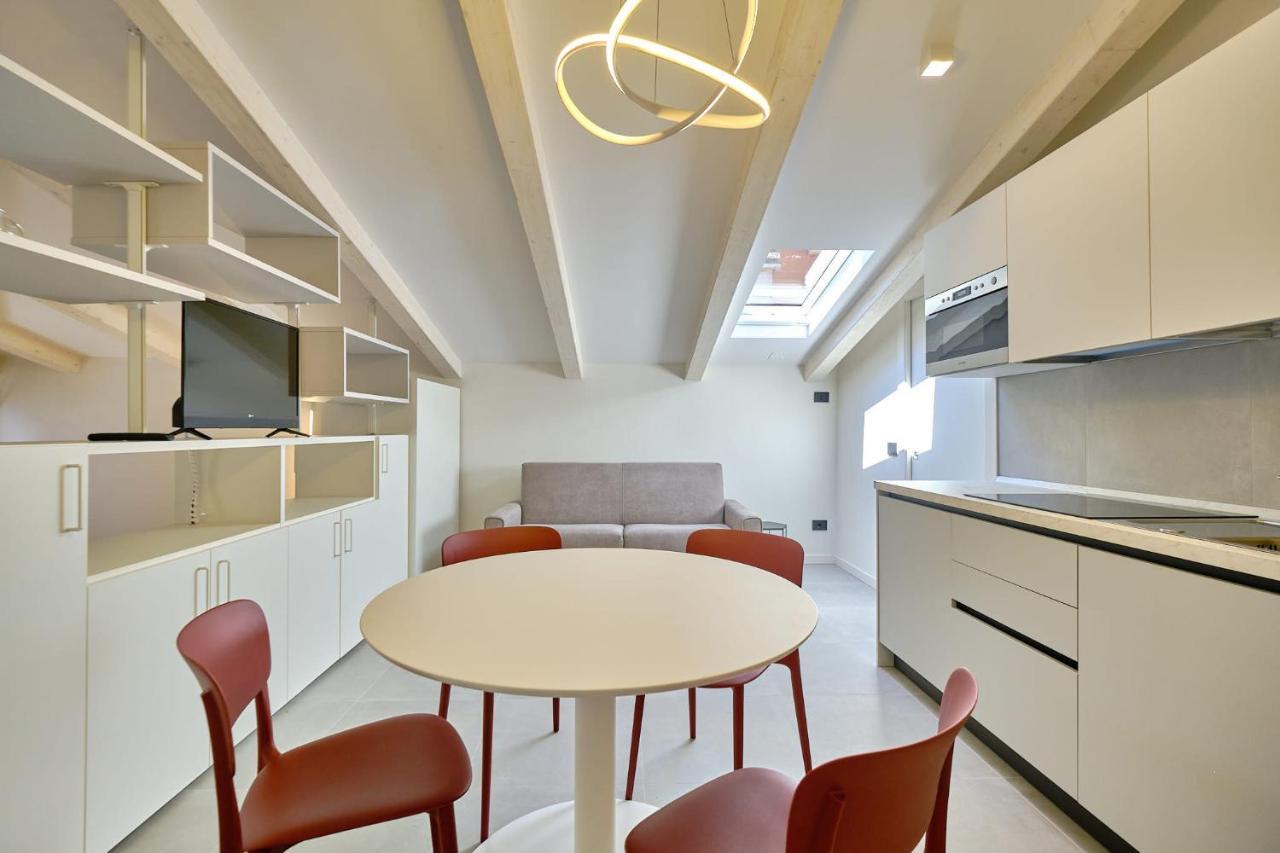 Apartmentsgarda - Residenza Mercanti Zewnętrze zdjęcie